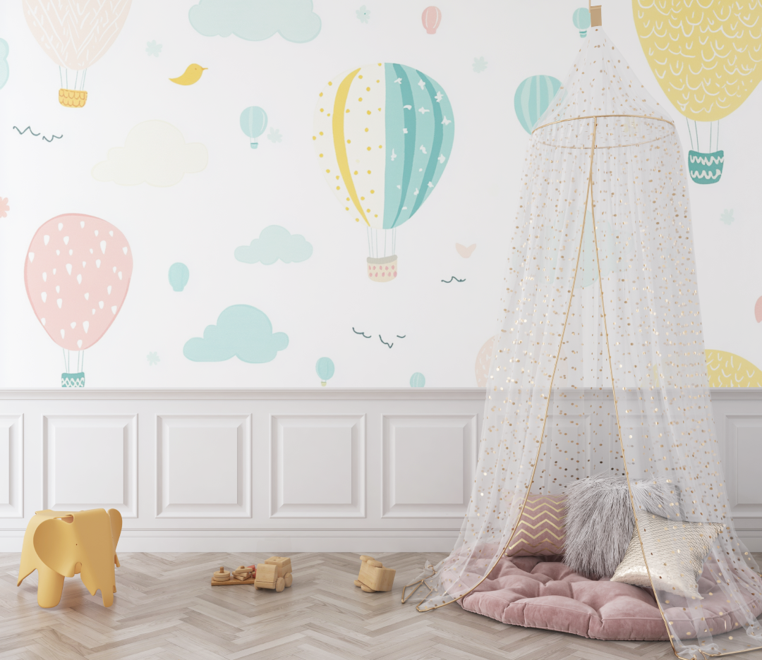 Papier peint montgolfiere et ballons colores bebe