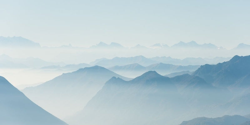 Blaue Bergpanorama-Tapete